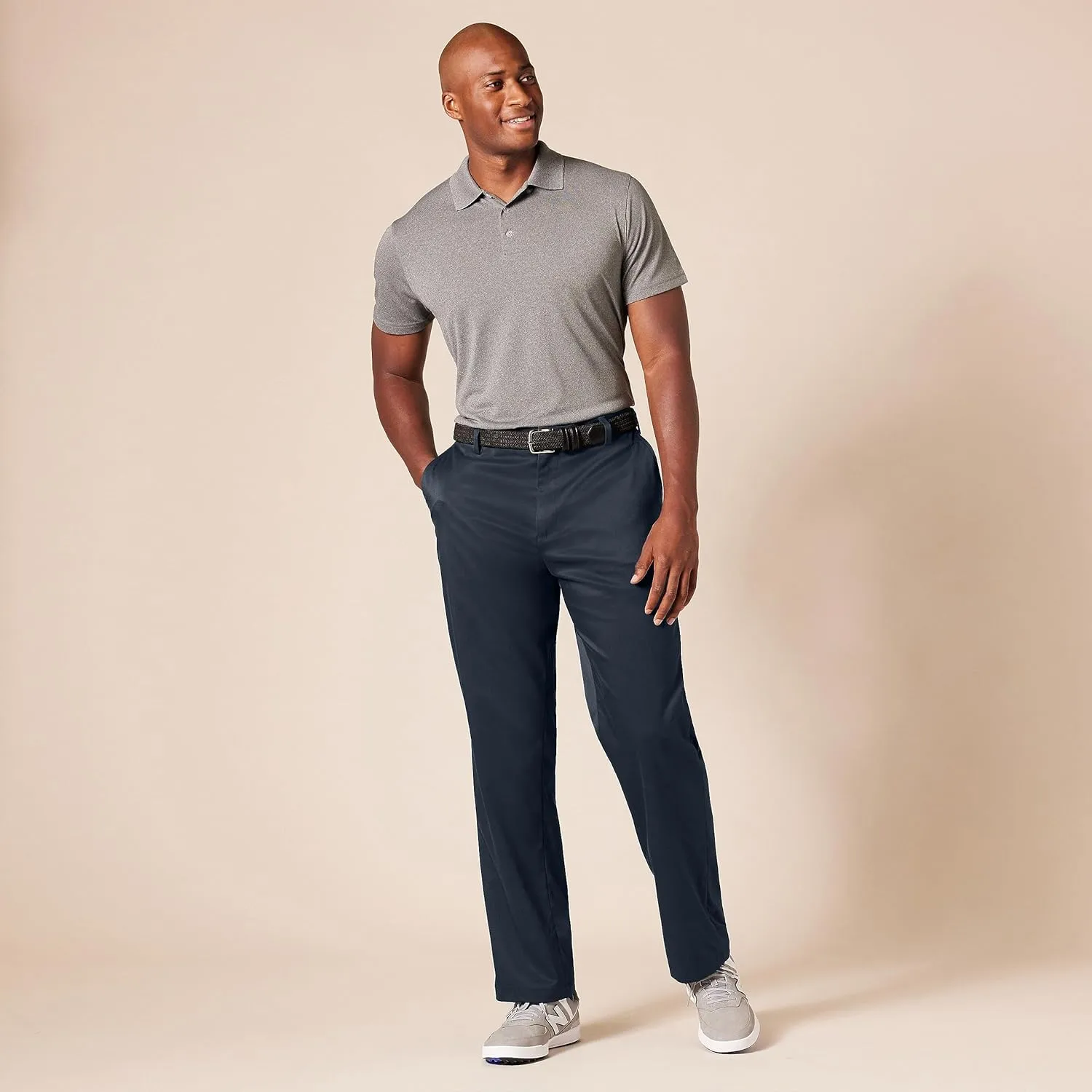 Amazon Essentials Men's Classic-Fit Stretch Golf Pant (Available in Big & Tall)