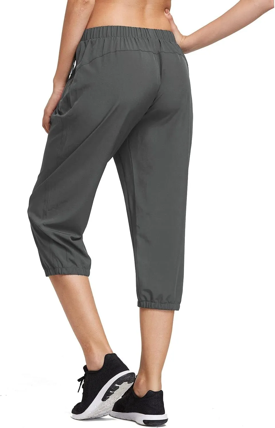 baleaf Women's Lightweight Capri Jogger Hiking Shorts Running Capri Pants Quick Dry UPF 50  Zipper Pockets