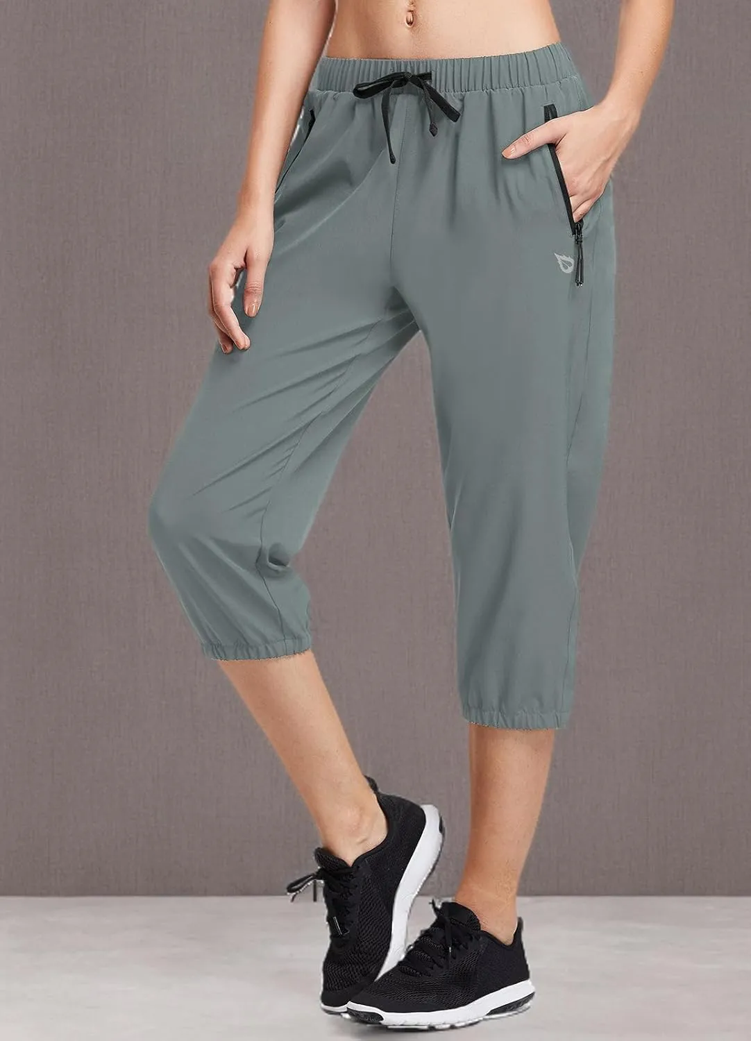 baleaf Women's Lightweight Capri Jogger Hiking Shorts Running Capri Pants Quick Dry UPF 50  Zipper Pockets