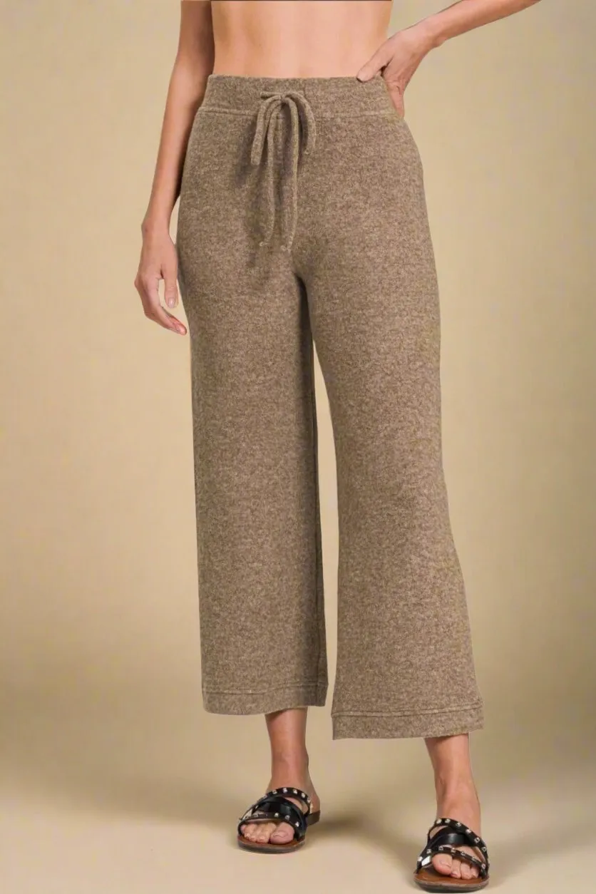 Drawstring Hacci Knit Cropped Pants in Mocha