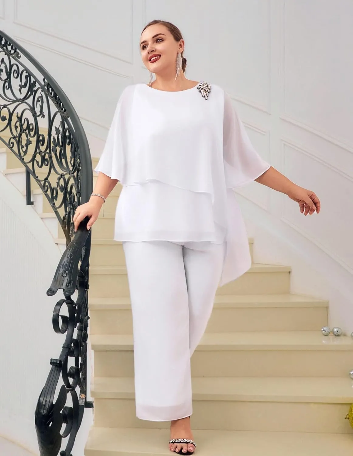 Hanna Nikole Plus Size Mother of Bride Pant Suits 2 Piece Chiffon Sets Ruffle Layers Wedding Guest Outfit