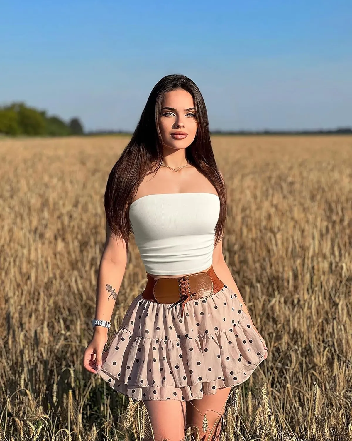 OQQ Womens 2 Piece Tube Tops Strapless Basic Sleeveless Stretch Classic-Fit Shirts Sexy Crop Tops