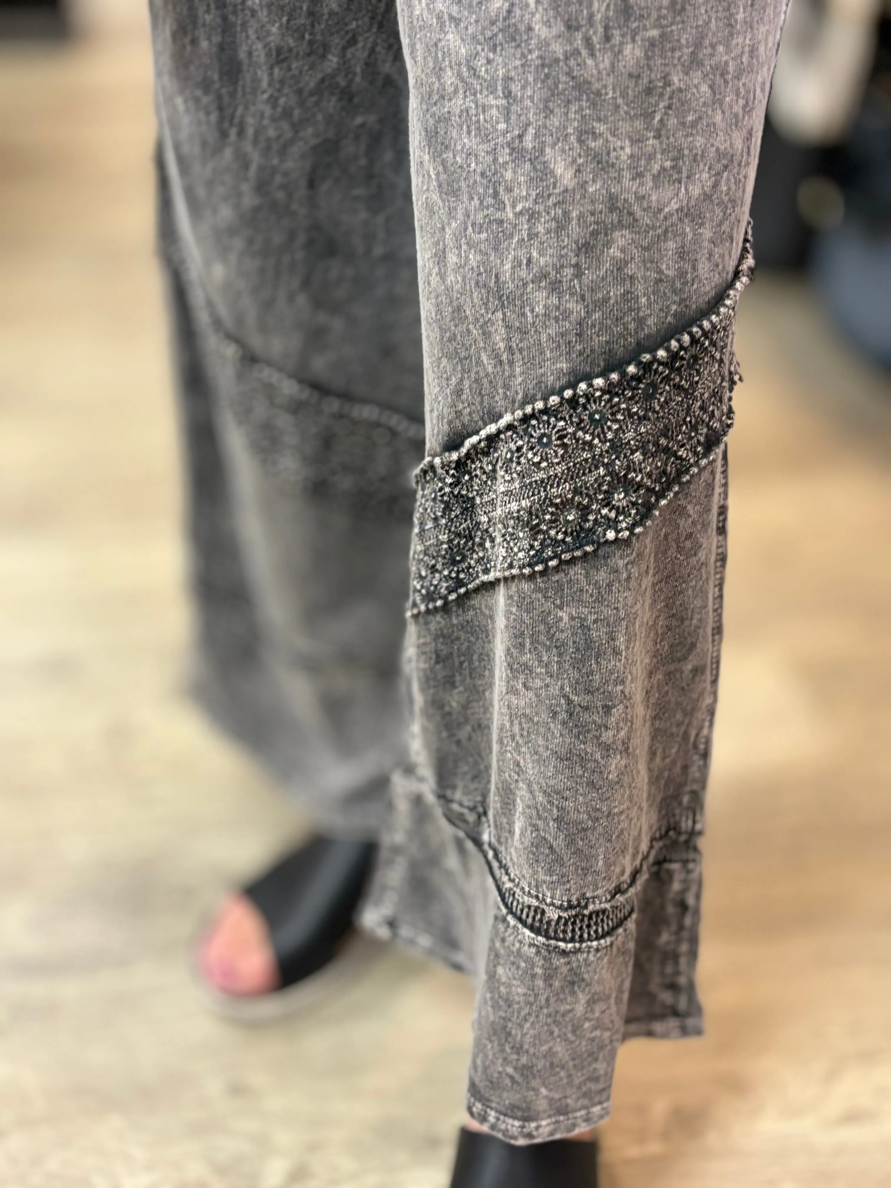 Trinity Trimmed Mineral Wash Pants
