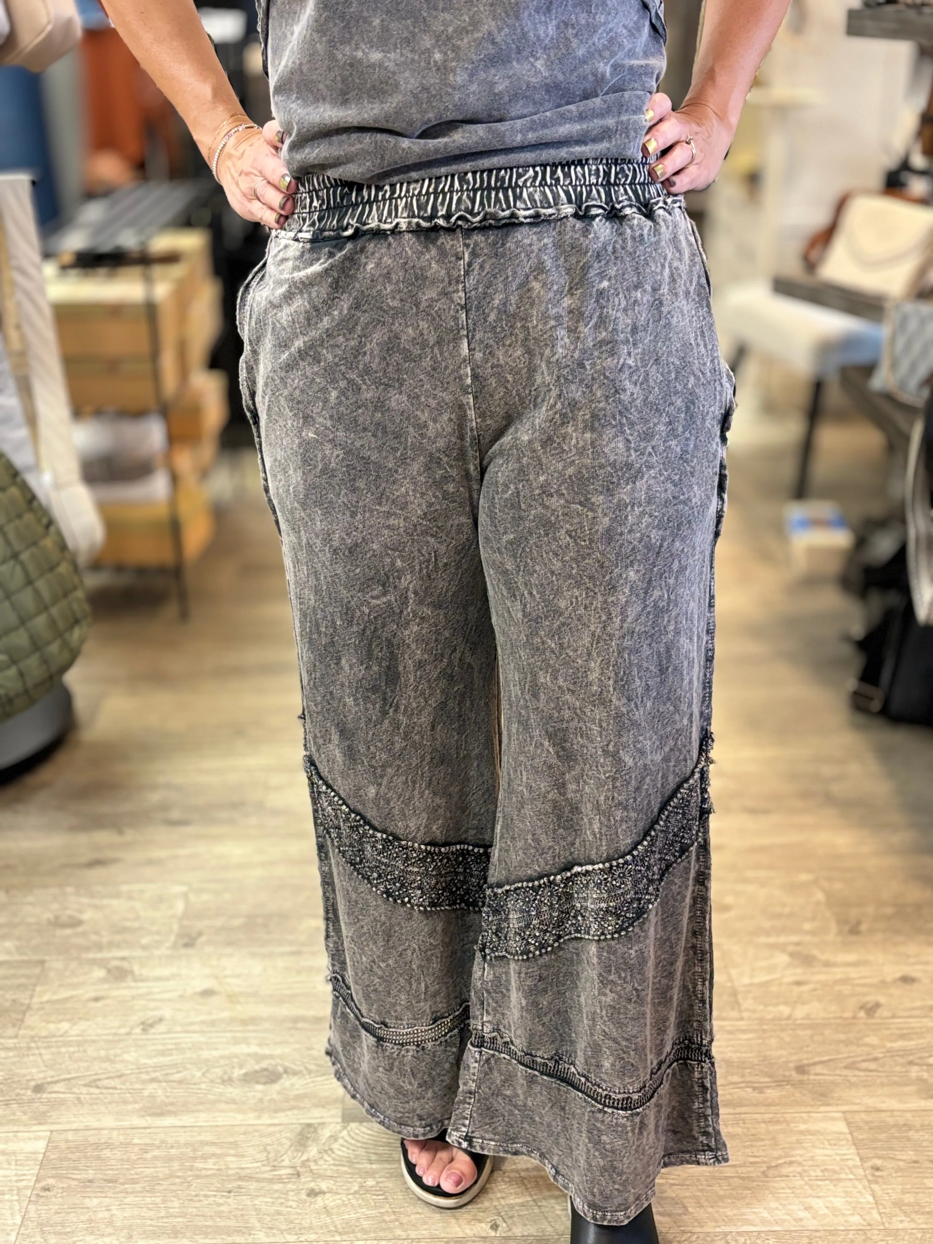 Trinity Trimmed Mineral Wash Pants