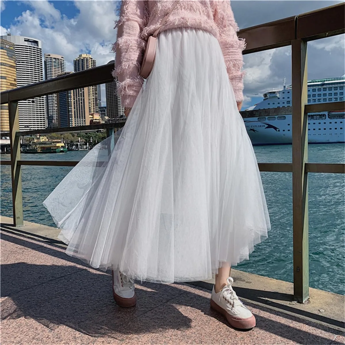 Women's High-Waisted Pleated Skirt with Elastic Waist Slim Midi Skirt Long Skirt with Two Layers of Mesh