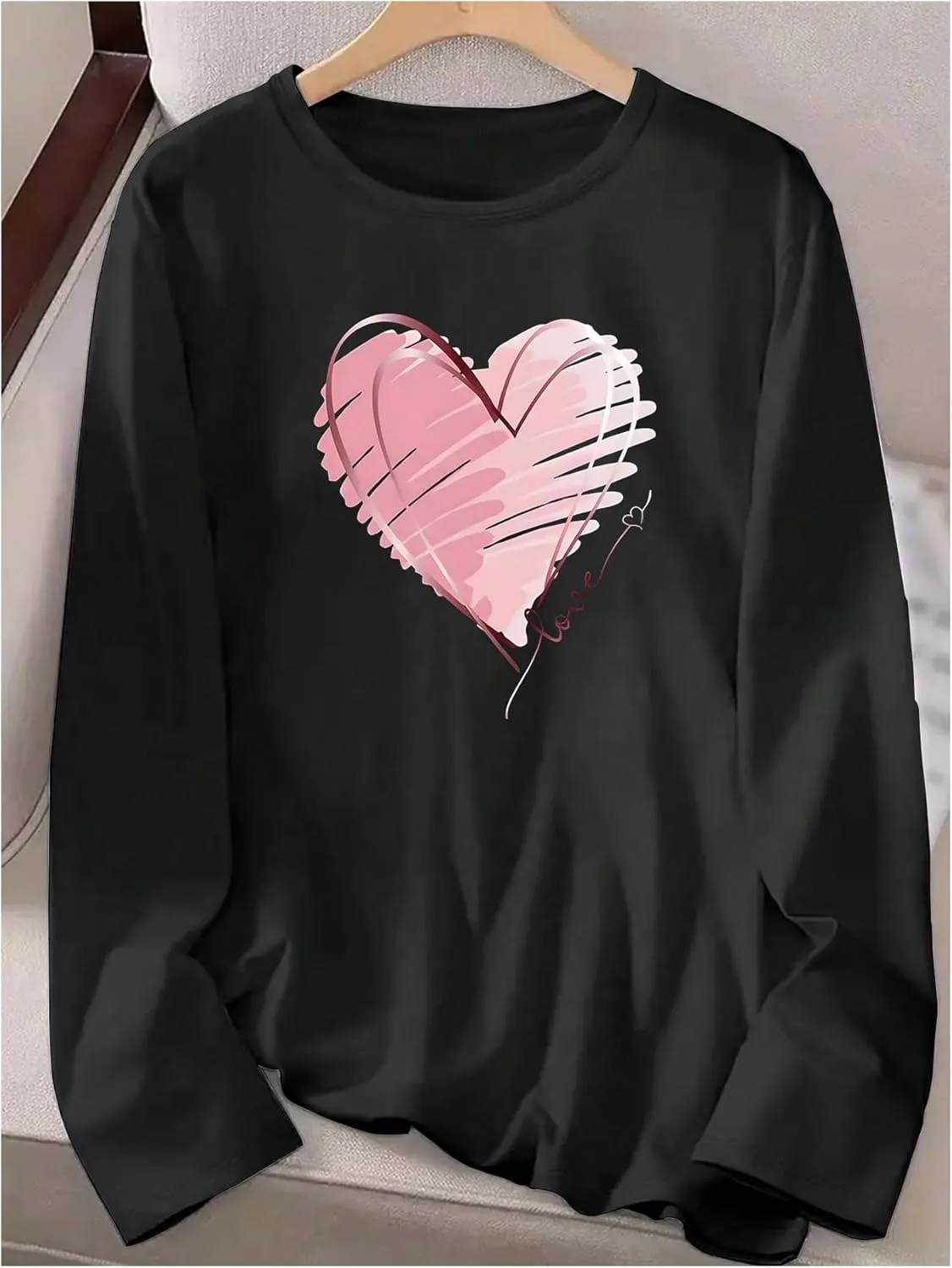 Women's Long Sleeve T Shirt Heart Print Crewneck Drop Shoulder Pullover Tops Vintage Tees