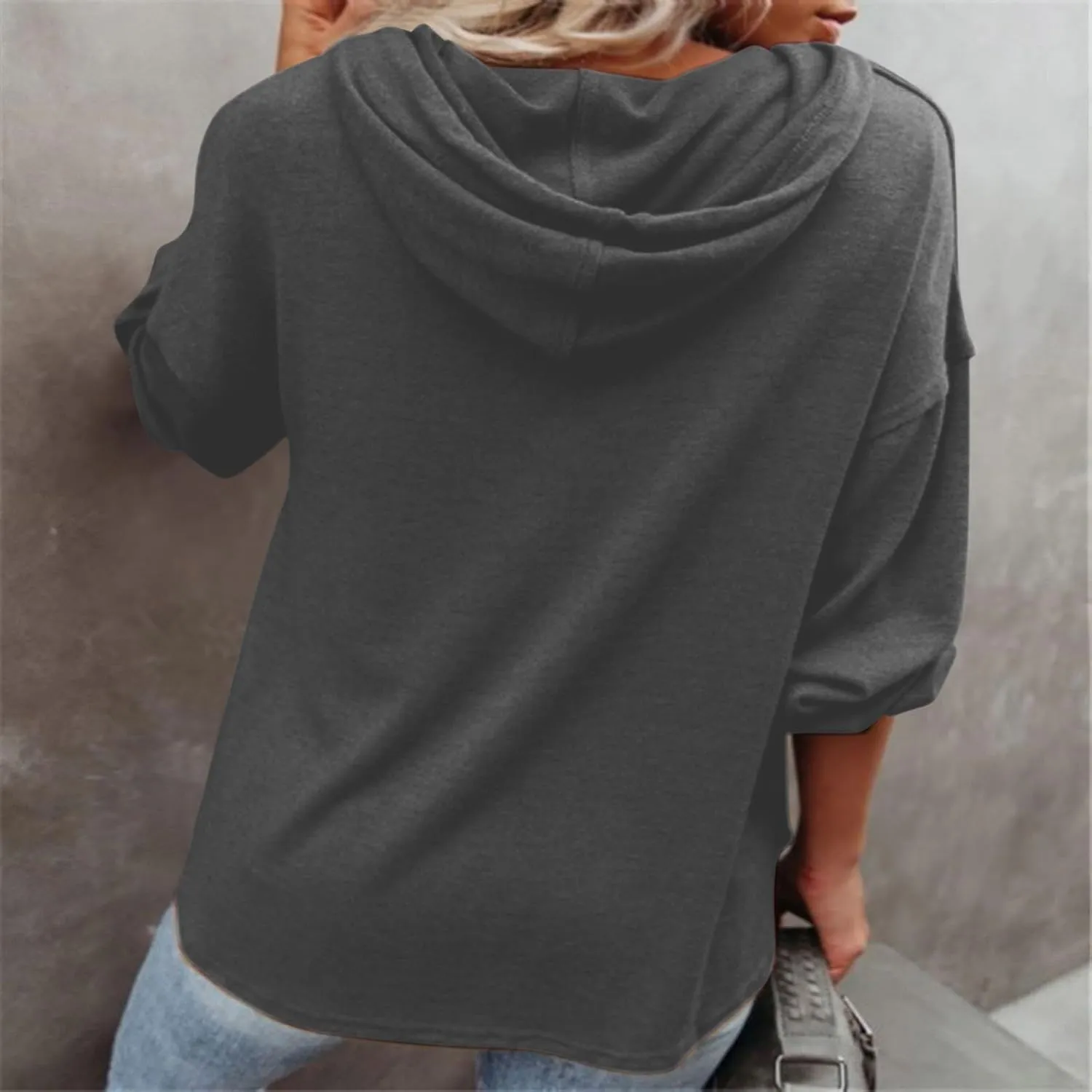 Womens Tops Hoodies Long Sleeve Botton Down Sweatshirt Oversized V Neck Shirts Spring Fall Going Out Workout Outfits